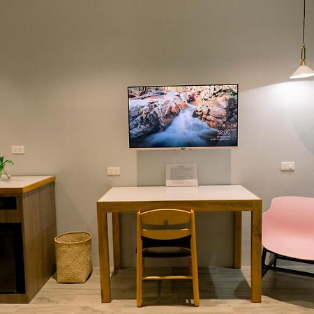 Madonna Hometel And Suites New Pandan Panabo Bagian luar foto