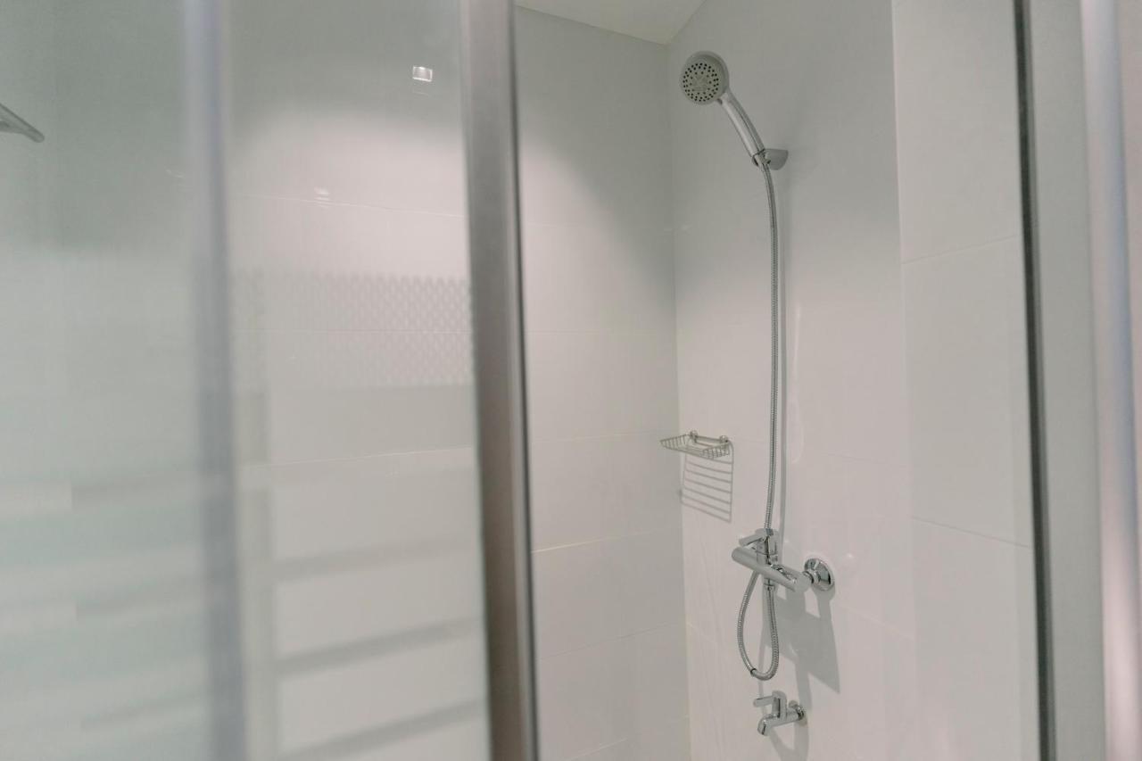 Madonna Hometel And Suites New Pandan Panabo Bagian luar foto