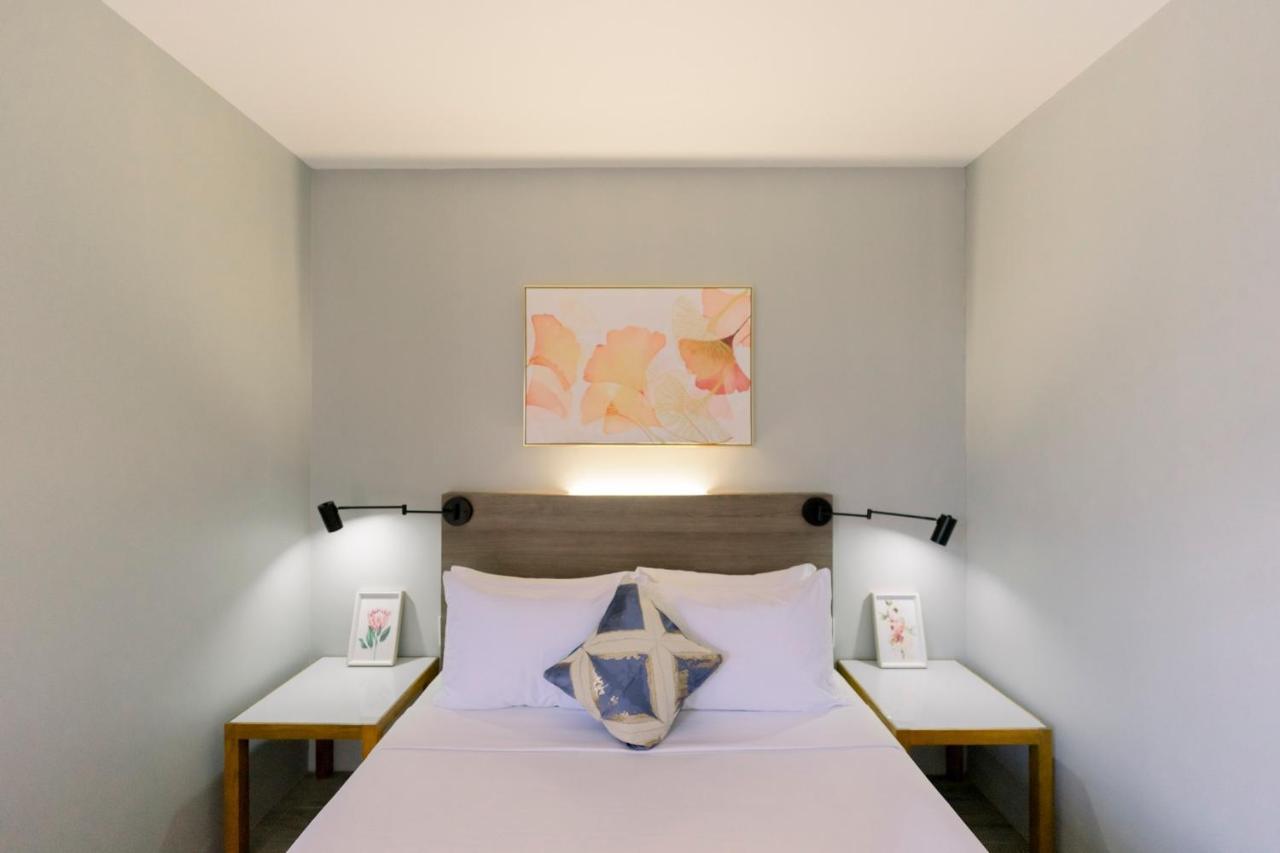 Madonna Hometel And Suites New Pandan Panabo Bagian luar foto